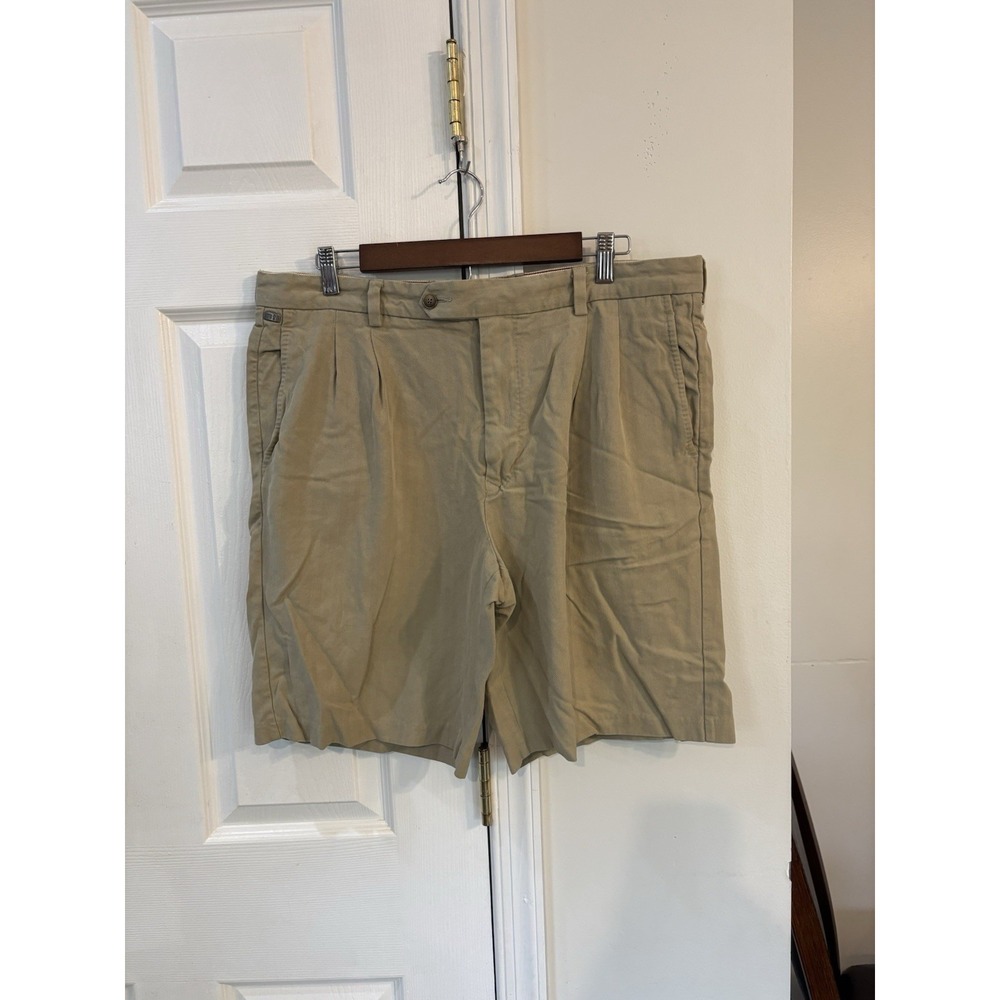 Tommy Bahama Shorts Men's Sz 36 Silk Cotten‎ Blend Khaki